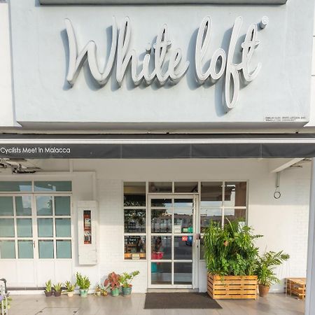 White Loft Hotel Malacca Extérieur photo