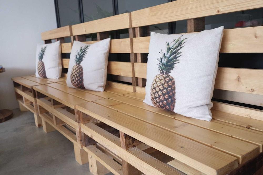 White Loft Hotel Malacca Extérieur photo