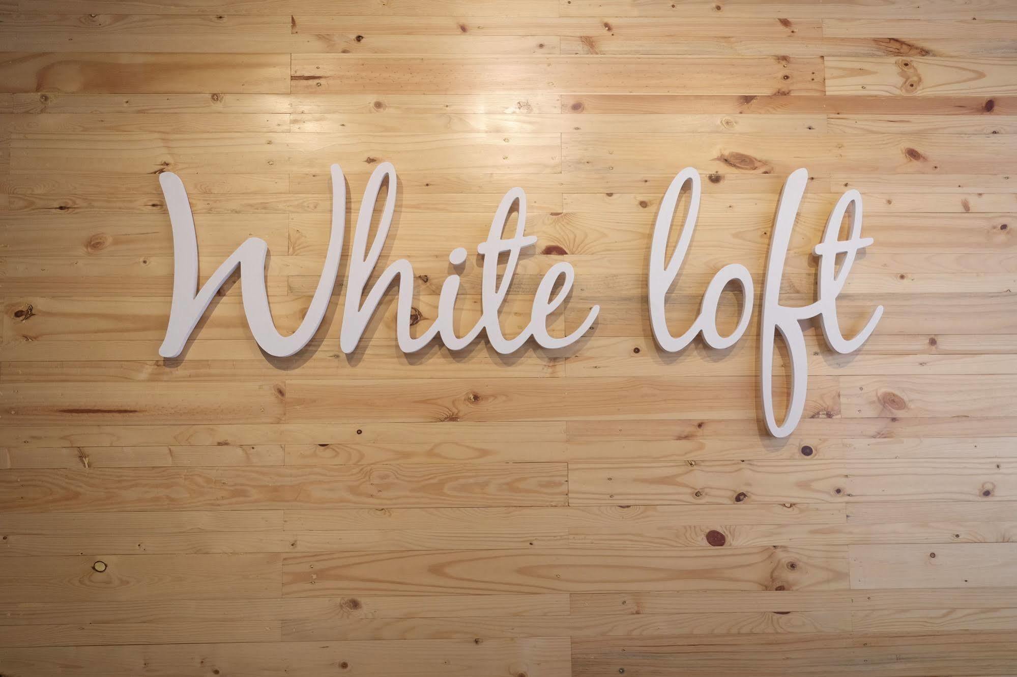 White Loft Hotel Malacca Extérieur photo