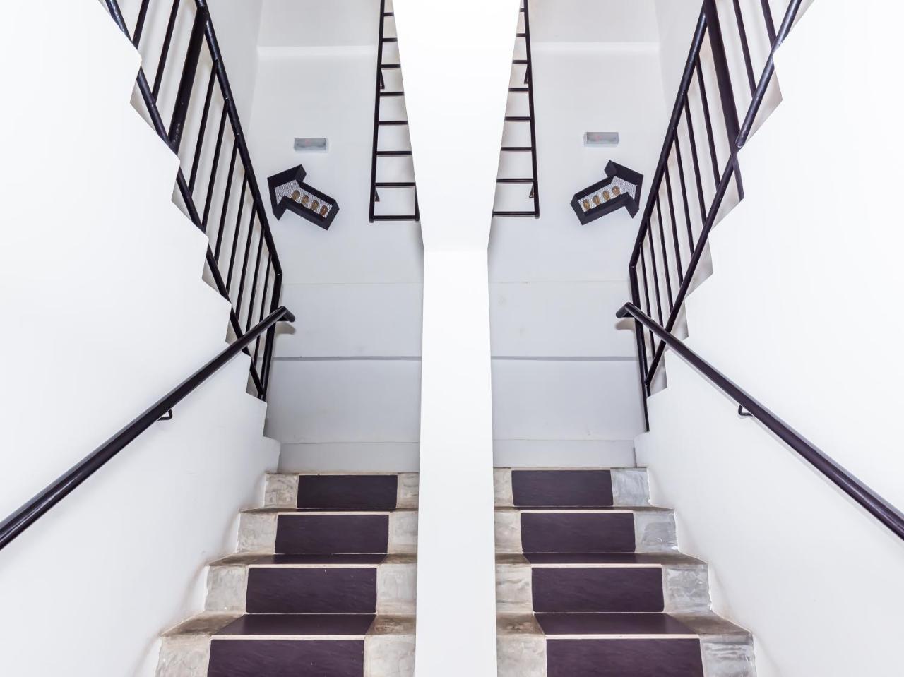 White Loft Hotel Malacca Extérieur photo